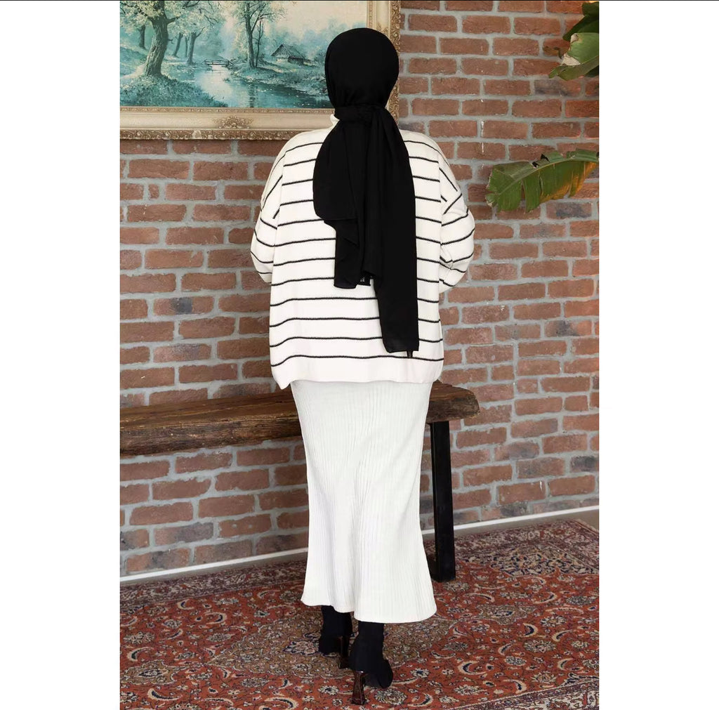 One size hand-made Two piece sweater and dress for all occasions