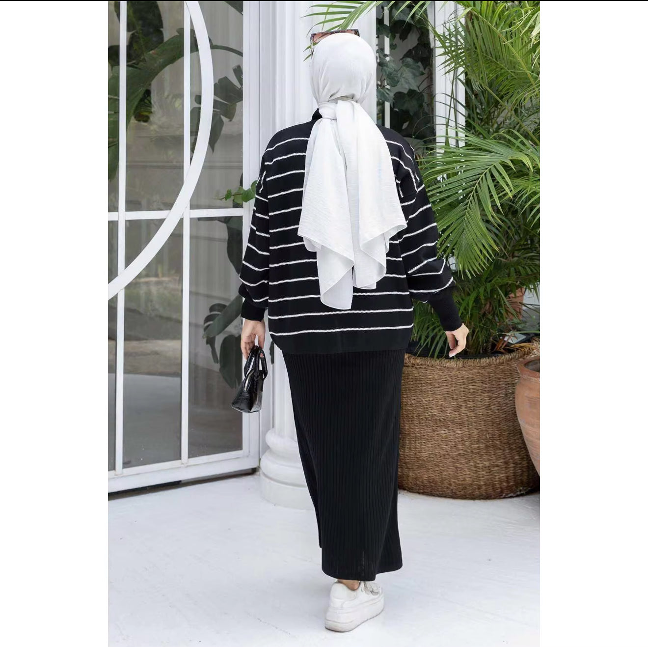 One size hand-made Two piece sweater and dress for all occasions